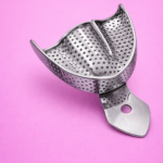 Cubeta de impresión perforada